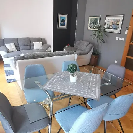 Petra 2 Appartement